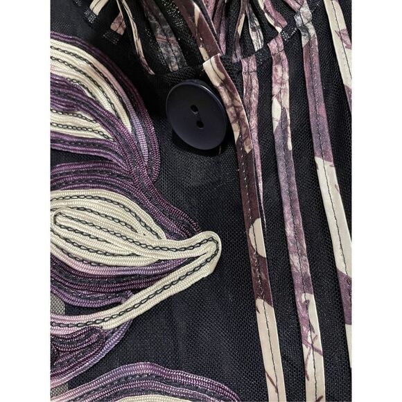 Chico’s Travelers Collection Striped Floral-Embroidered Jacket Size 0 - Picture 6 of 10